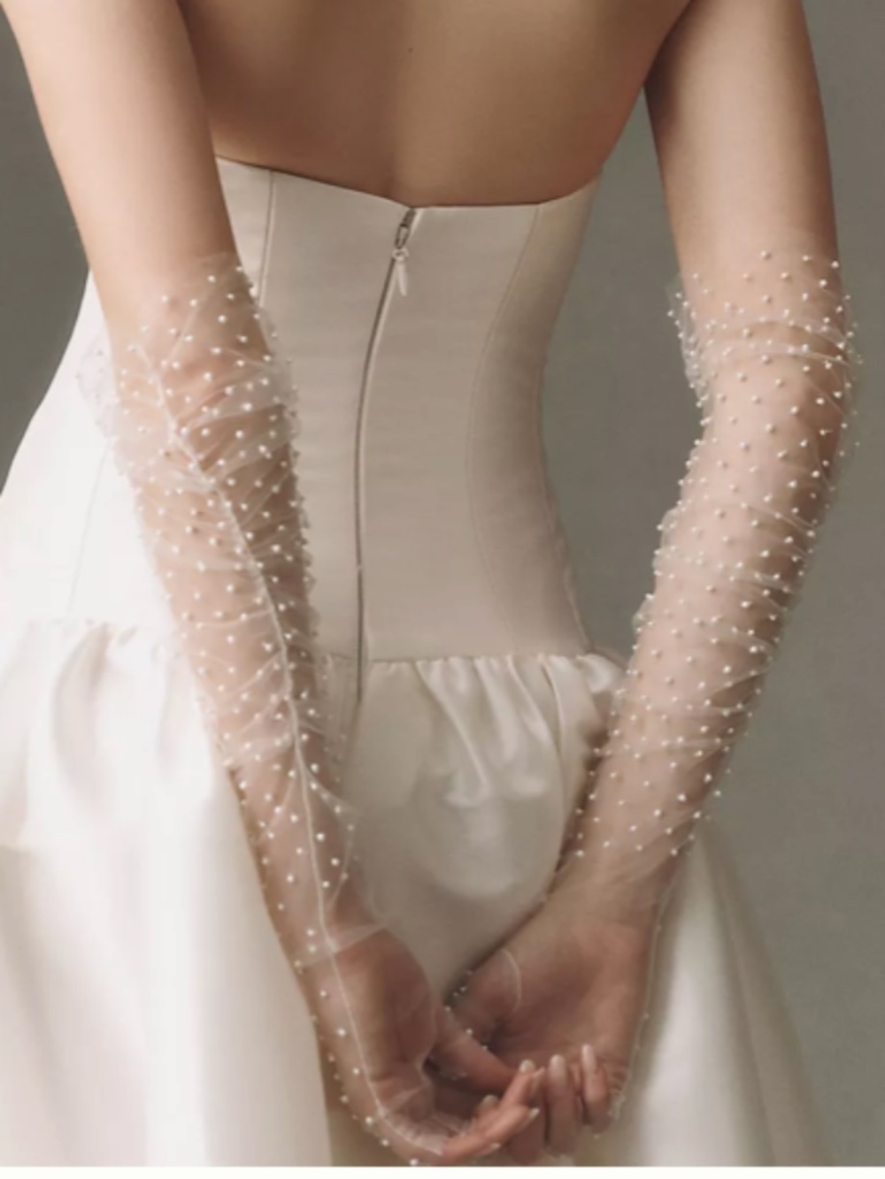 Over-The-Elbow Pearl Tulle Fingerless Gloves
